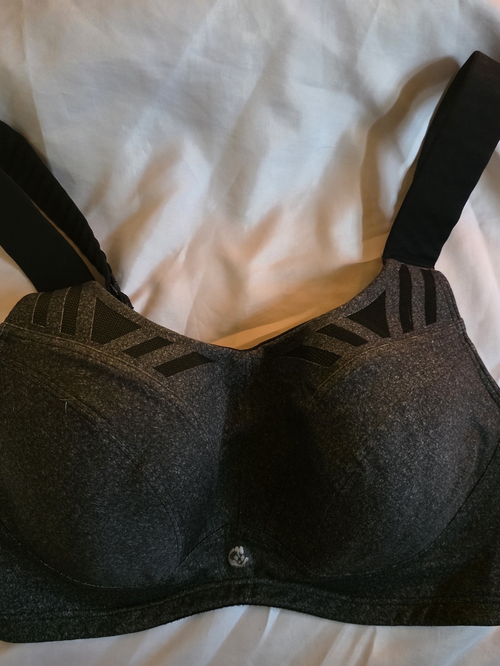 LIVI High Support Sports Bra - Charcoal Gray